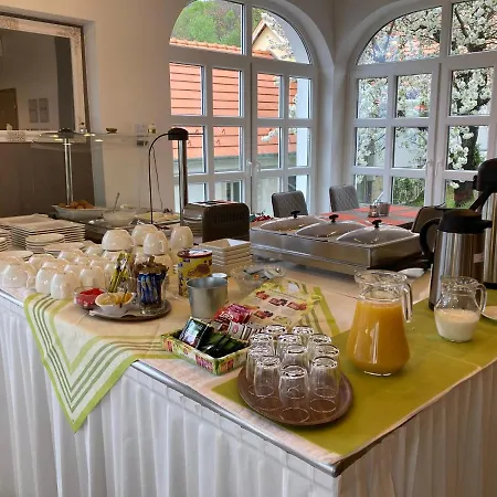 Fogado A Ket Toelgyfahoz Bed & Breakfast Sumeg