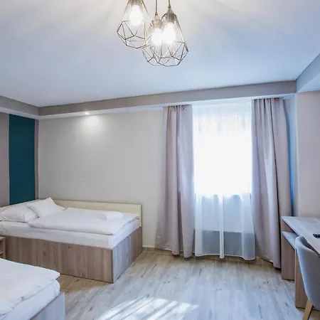 Fogado A Ket Toelgyfahoz Bed & Breakfast 3*